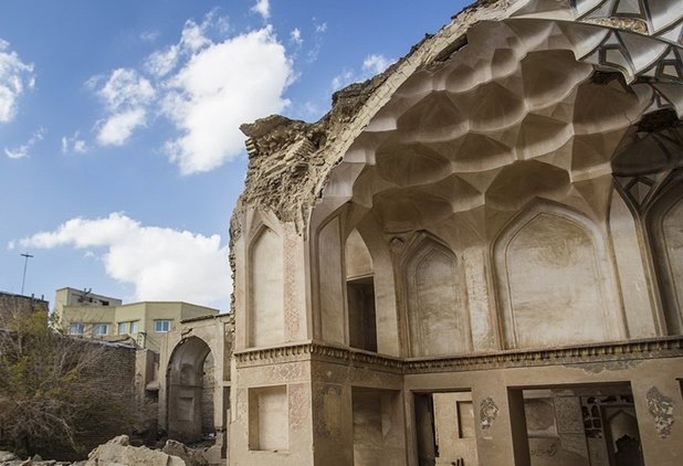 خطر جدی تخریب بناهای تاریخی اصفهان ناشی از بی فرهنگی