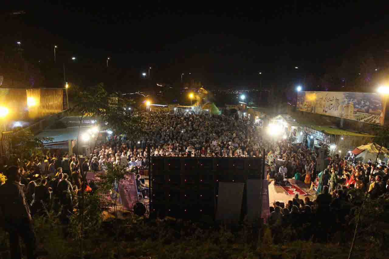 استقبال پایتخت‌نشینان از دومین شب فرهنگی کردستان