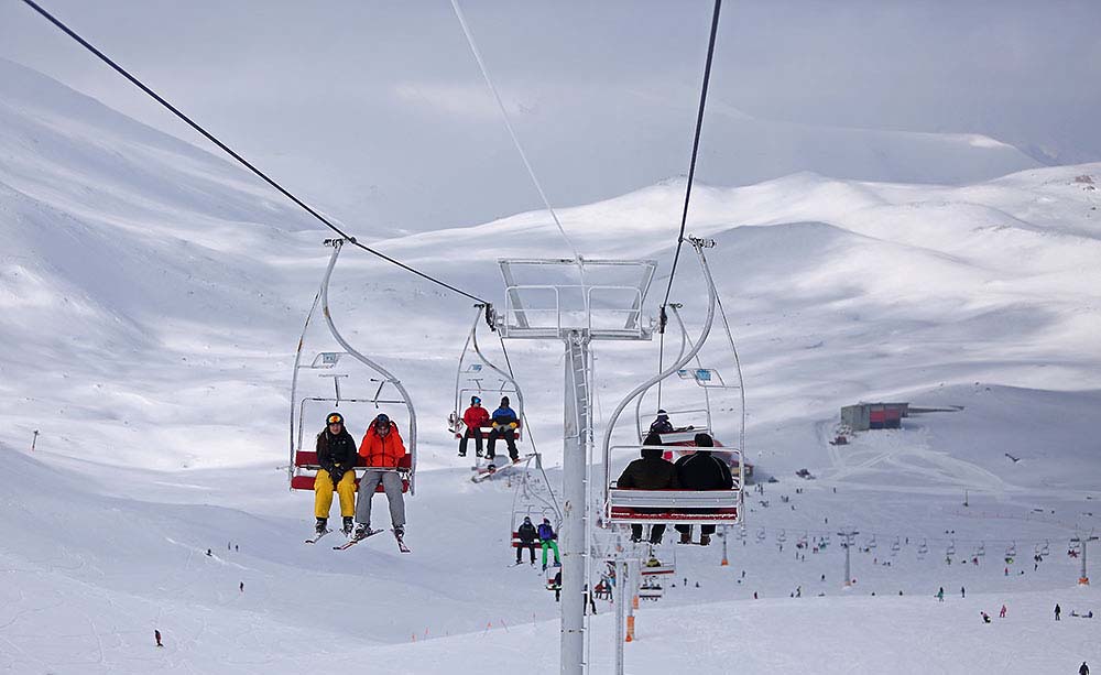 پیست بین المللی اسکی دیزین رسما بازگشایی شد
