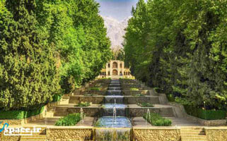 سيري در باغ‌هاي تاريخي ايران
