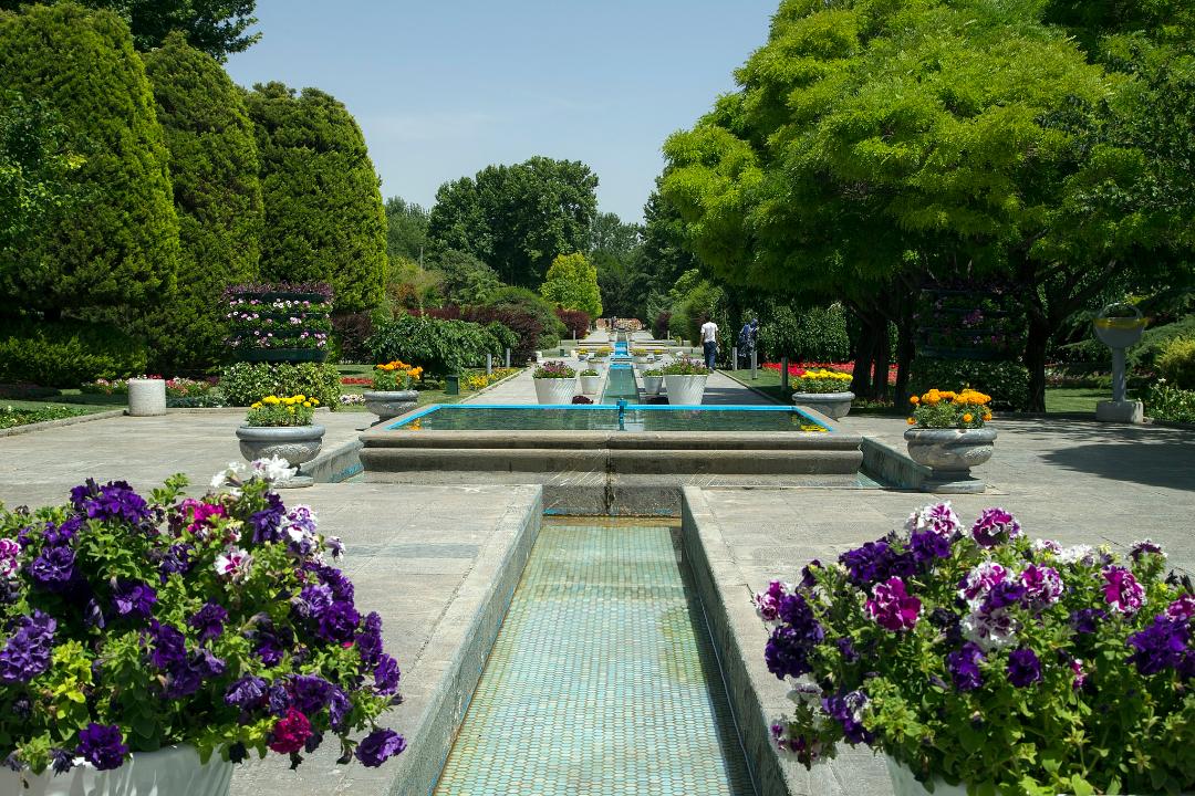 نمایشگاه روز ملی گل از ۲۵ خرداد به مدت یک هفته در باغ گل ها برپا می شود
