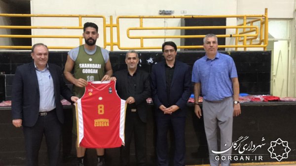 رونمایی از پیراهن تیم ملی بسکتبال شهرداری گرگان