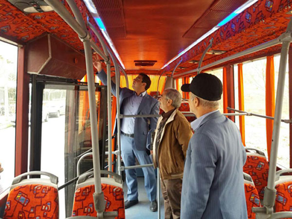 شهردار شاندیز : بازسازی و تجهیز ۱۰ دستگاه اتوبوس تا پایان سال