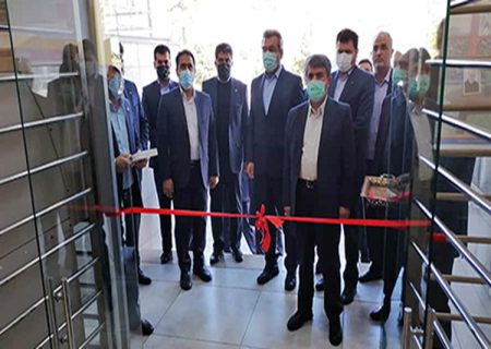 افتتاح همزمان دو شعبه بانک سینا در شیراز