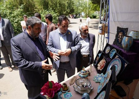 برگزاری اختتامیه چهارمین جشنواره گلاب گیری در خوی