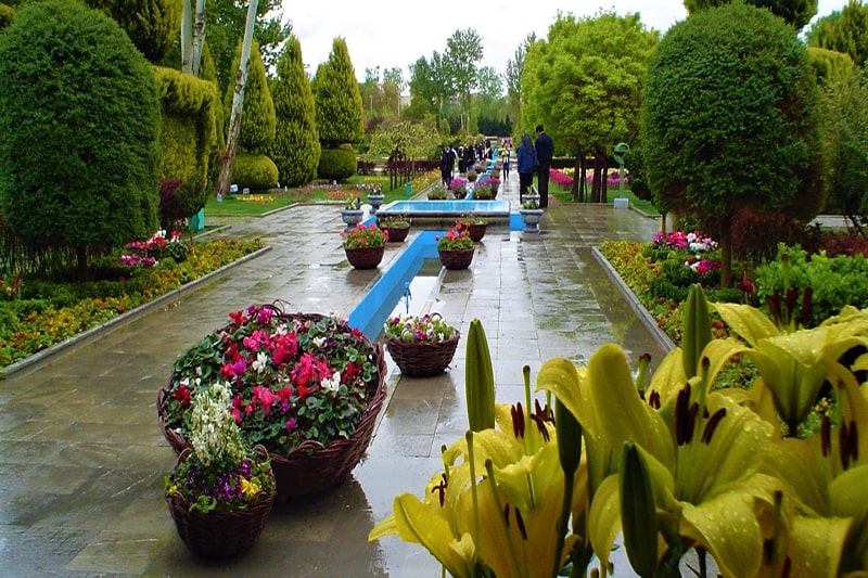 بازدید بیش از ۲۸۵ هزار گردشگر از باغ گلهای اصفهان در چهارماهه نخست امسال