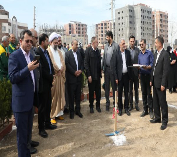 برگزاری آیین کاشت ۲۵۰۰ نهال و آغاز احداث دو پارک محله ای در شهرک زیتون گرگان
