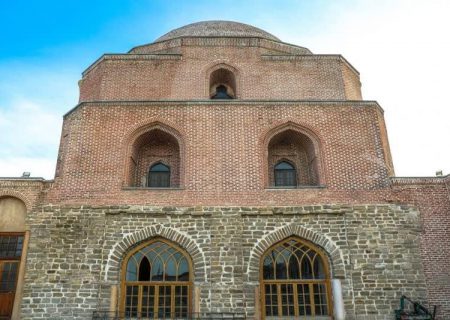 مسجد جامع ارومیه آماده میزبانی از مسافران نوروزی است