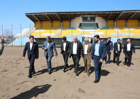 پایگاه فوتبال ساحلی در منطقه آزاد انزلی احداث شود